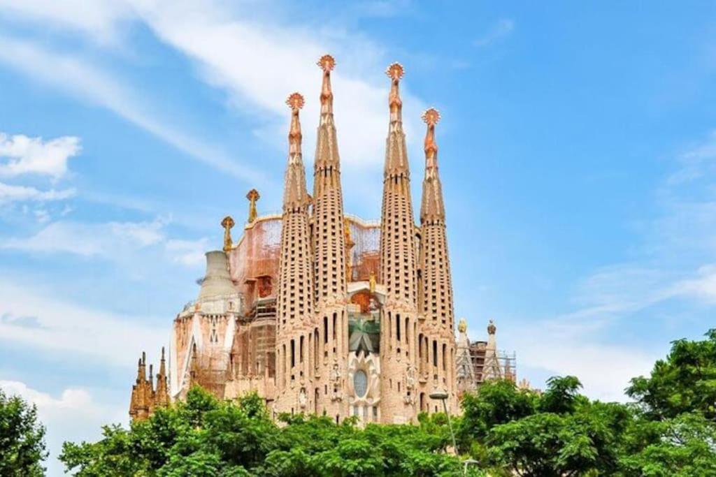 Renovado Con Patio Barcelone